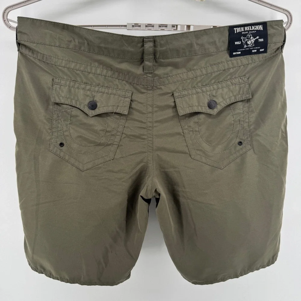 True Religion Ricky Relaxed Straight Shorts Mens 42 Olive Green Cargo Pockets